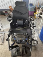 Quantum 6000Z Electric Wheelchair