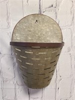 10.5 x 14T Wall Planter Basket