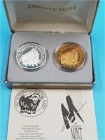 1992  2 piece Fur Rondy coin set with 1 troy oz. o
