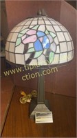 Stained glass pink floral lamp