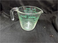 Pyrex mesuring cup