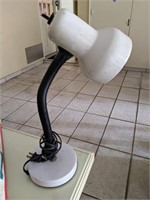 Poseable Desk Lamp