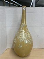 Large Beige Volatilized Vase