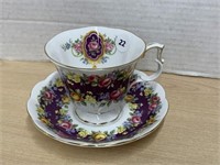 Royal Albert Garland Series Teacup & Saucer