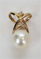 14KT Yellow Gold Pearl And Diamond Pendant