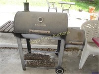 Char-Broil Outdoor Smoker / BBQ Pit