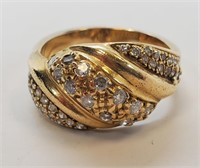 18KT Yellow Gold And Diamond Ring Size 8