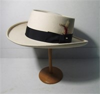 C/1960’s All Wool White Gentleman’s Dress Hat