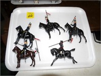 5-Lead Soldiers w/Horses