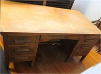 Wood Desk - 7 drawers - H 38.5" L60" D 34"