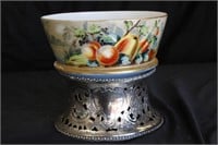 FRUIT BOWL WITH SILVER BASE