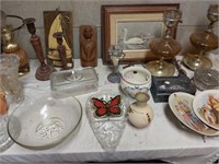 Clearing Auction At Mizeners Antiques