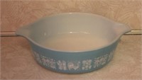 Vintage Pyrex Dish