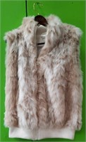 11 - LADIES FAUX FUR VEST SIZE 16