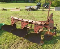 3 btm. 3pt plow (Massey?)