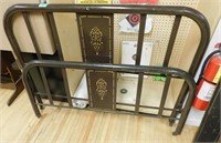 Headboard/Footboard with Rails