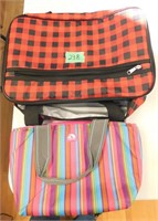 Igloo Lunchbag & Home Essentials Casserole Carrier