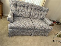 LOVE SEAT. -  57 X 32 X 28"