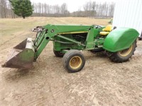 JOHN DEERE 2020 FRONT LOADER