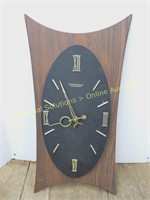 Caravelle Roman Numeral Clock *very similar to Lot