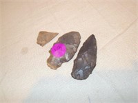 Lot of 3 Arrowheads