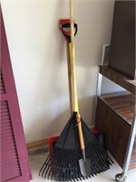 Lawn tools, rakes and shovels