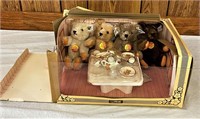 Boxed Steiff Tea Set with Steiff Bears