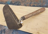 Large blade Antique cutting tool