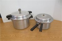 2 Mirro Matic  Pressure Cookers 1 Weight