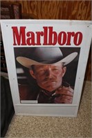 Marlboro Sign