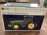 Precision Classics  Model 8400 tractor,NIB