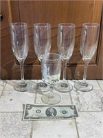 5 Champagne Glasses