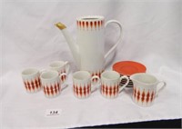 Tea Set; Gold China; Pitcher-missing lid; (13)