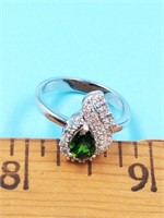 Sterling silver ring with diopside and CZ size 7 1