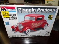 '32 Ford Classic Cruiser Model Kit