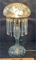 PRETTY ETCHED GLASS ACCENT LAMP WITH PRISMS