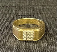 LARGE 10K YELLOW GOLD MEN’S RING WITH 9 DIAMONDS