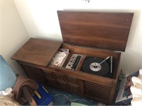 Vintage Philco Console Stereo & Vinyl Records