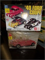 '40 Ford Coupe & '37 Chevy Cabriolet--Opened