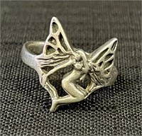 SWEET VINTAGE STERLING SILVER RING W FAIRY DETAIL