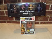 5 Nights At Freddy's Figurine Set + Game