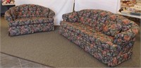 MATCHING FLORAL SOFA & LOVESEAT W/THROW PILLOWS