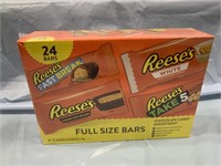 BOX OF 24 FULL SIZE BARS REESES COMBO BOX / FAST ]