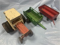 LARGE SCALE INTERNATIONAL 1466 TURBO / WAGONS