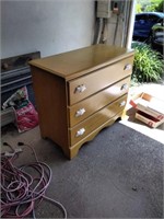 3 drawer dresser Crawford furniture