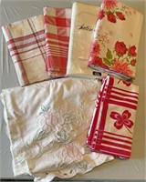 Linen table covers