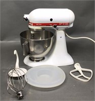 White Kitchen Aid Mixer With Attachments