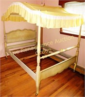 French Provincial Canopy Bed Matches 42C 43C 45C