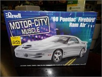 '98 Pontiac Firebird Model Kit