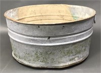 Old Round Galvanized Metal Wash Tub